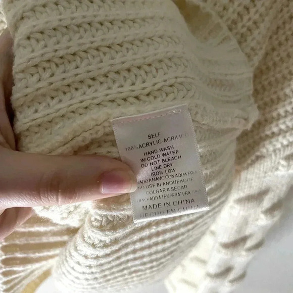 White Knit Sweater - Picture 4 of 9